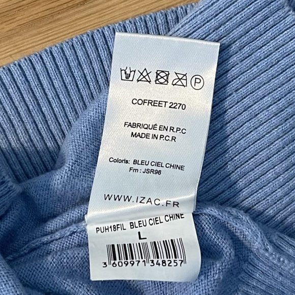 IZac Men Cashmere Cotton V-Neck Sweater - Light Blue (Large) - Picture 8 of 8